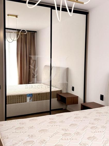 Apartament cu 2 camere semidecomandat, mobilat în Florești