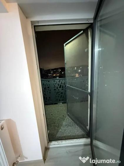 Garsonieră decomandată în Dobroești