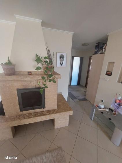 Casă cu 4 camere cu Teren 520 Mp în Central