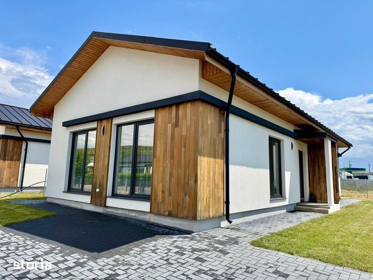 Casă cu 3 camere cu Teren 400 Mp în Sub Coastă