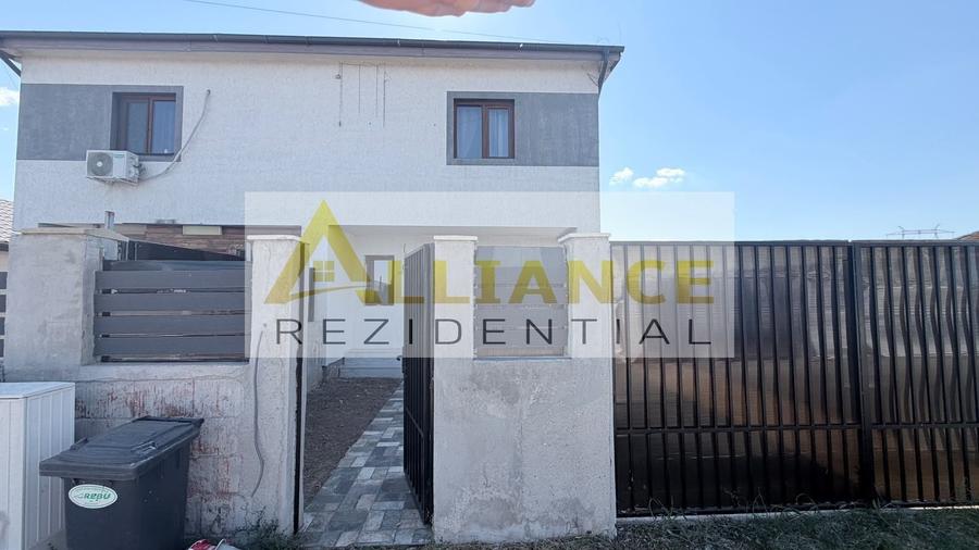 Casă individuală cu 3 camere cu Canalizare în Berceni