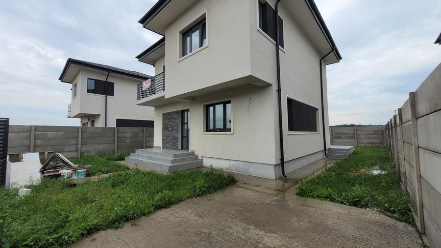 Casă individuală cu 3 camere cu Teren 325 Mp în Nord