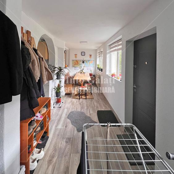 Apartament cu 3 camere decomandat în Siderurgiștilor