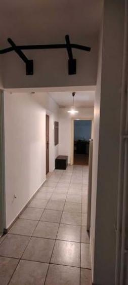 Apartament cu 3 camere decomandat, mobilat în Sebastian