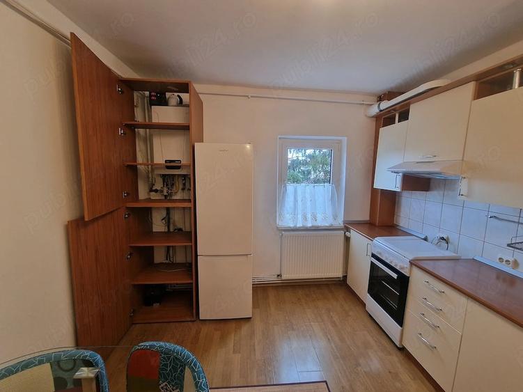 Apartament cu 2 camere semidecomandat în Olimpia-Stadion