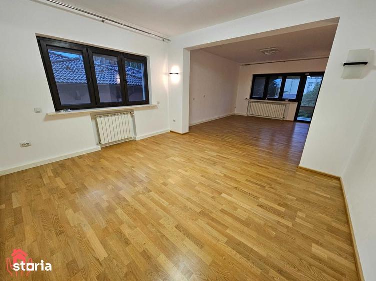 Apartament cu 4 camere în Domenii