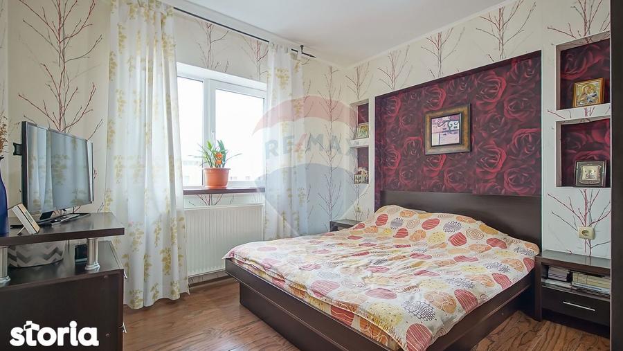 Apartament cu 2 camere decomandat în Triaj