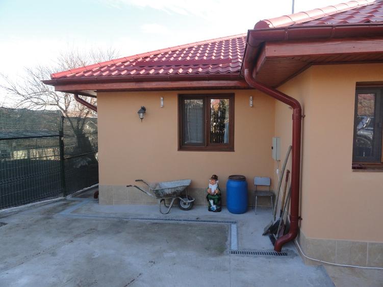 Casă individuală cu 3 camere cu Teren 600 Mp în Brănești