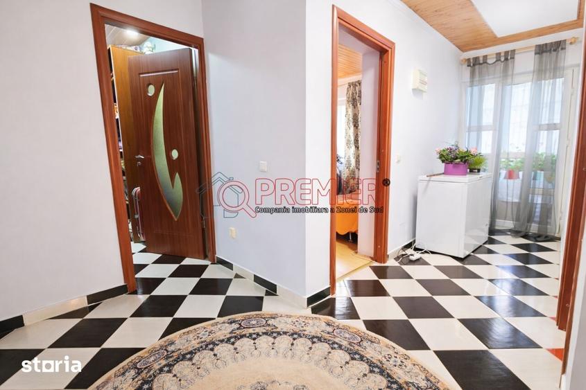 Casă cu 4 camere cu Teren 282 Mp în Apărătorii Patriei