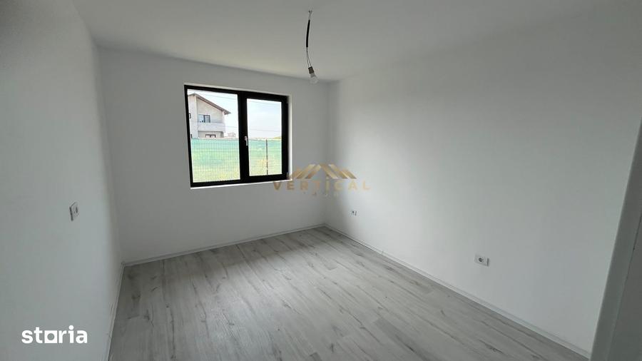 Casă cu 4 camere cu Teren 315 Mp în Dobroești