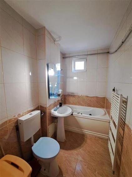 Apartament cu 3 camere decomandat, mobilat în Gheorgheni