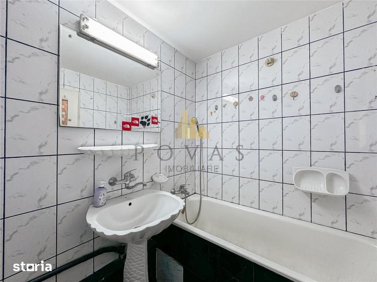 Garsonieră decomandată în Vitan