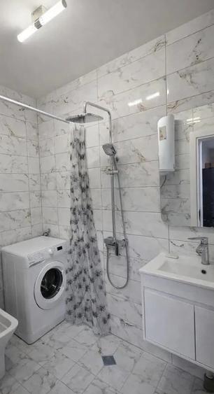 Garsonieră decomandată în Central