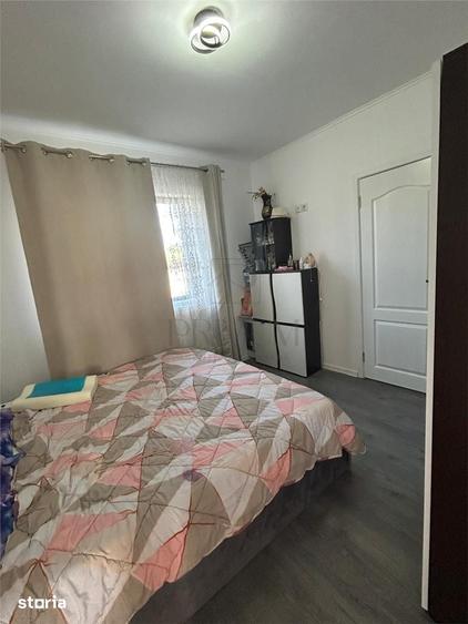 Casă cu 3 camere cu Teren 300 Mp în Sânmihaiu Român