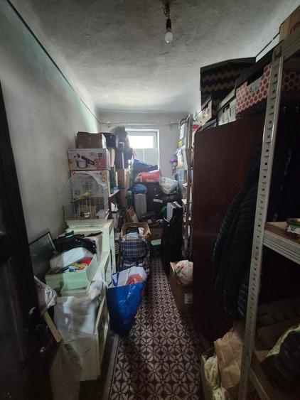 Apartament cu 5 camere decomandat în Calea Călărașilor