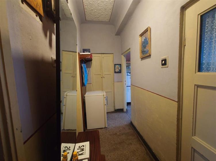 Apartament cu 2 camere nedecomandat în Central