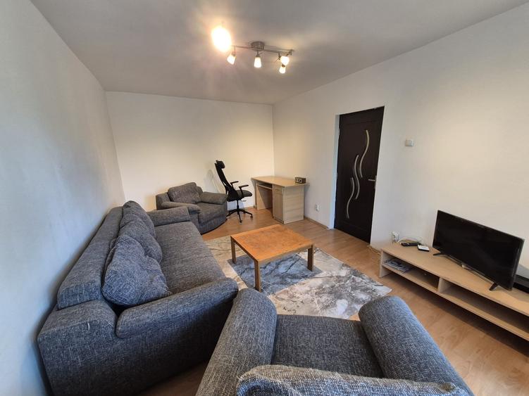 Apartament cu 2 camere decomandat în Turda