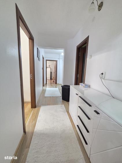Apartament cu 3 camere decomandat în Gării