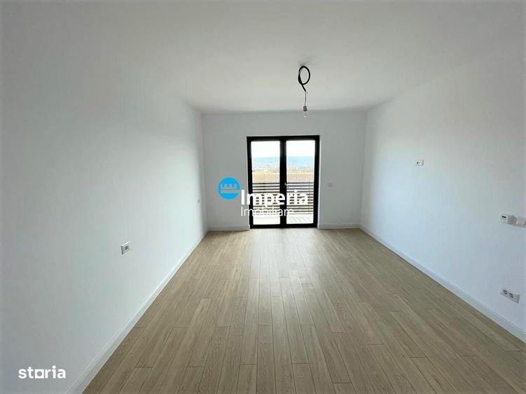 Vila 4 camere, Miroslava, Notariat, asfalt, beci, zona excelenta - 3