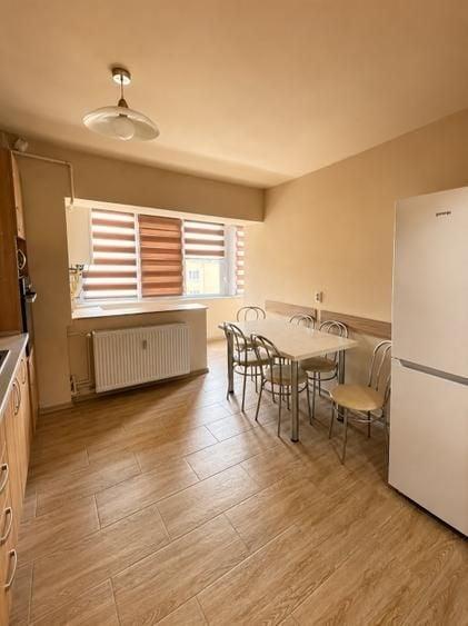 Apartament cu 2 camere semidecomandat, mobilat în Ultracentral