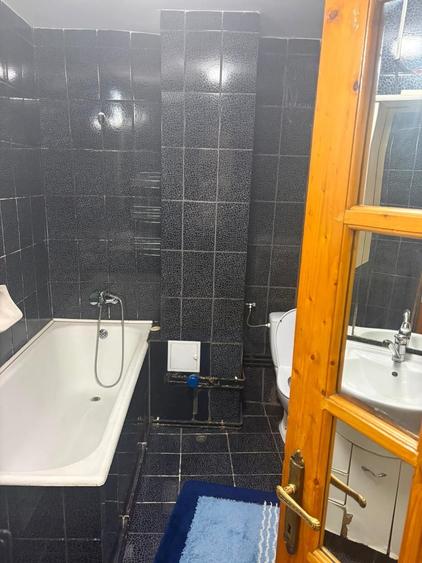 Apartament cu 4 camere decomandat în Dosu Bricii
