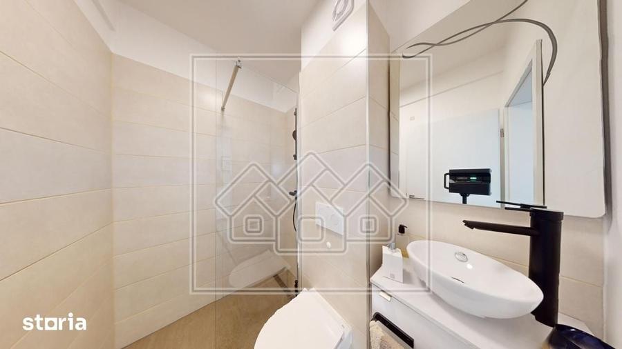 Apartament cu 5 camere în Central