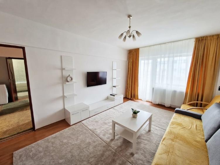 Apartament cu 3 camere decomandat, mobilat în Lujerului
