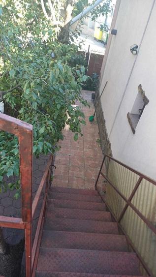 Casă cu 3 camere cu Teren 50 Mp în Gruia