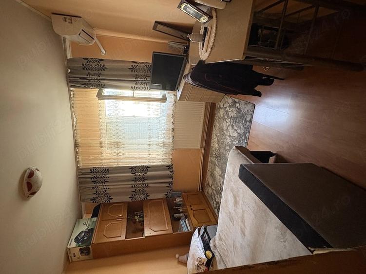Apartament cu 2 camere decomandat în Casa Cărții
