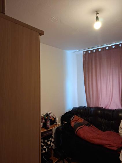 Vind apartament 2 camere decomandat,centrala termica noua,izolat - 1