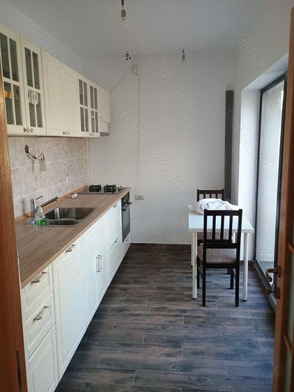Casă cu 2 camere în Central