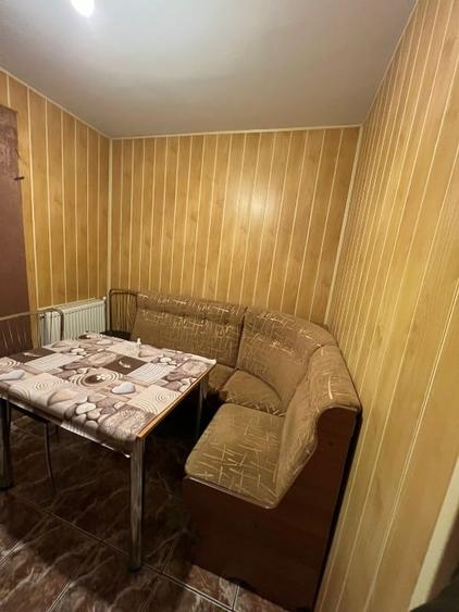 Apartament cu 2 camere decomandat, mobilat în Mărăcineni