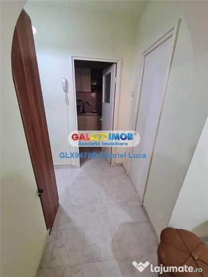 Apartament cu 3 camere decomandat în Giurgiului