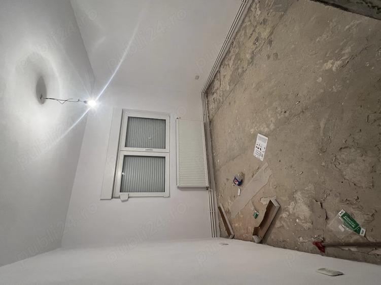 Apartament cu 3 camere nedecomandat în Central