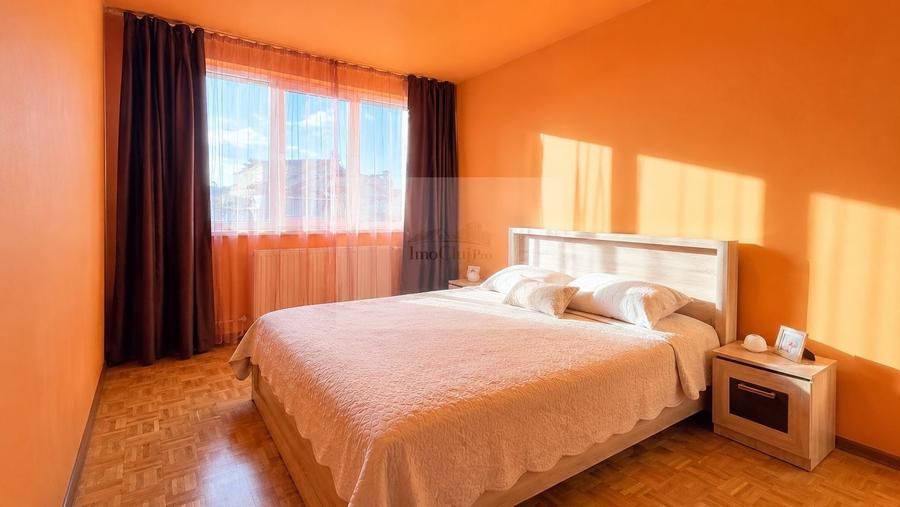 Apartament cu 3 camere semidecomandat, mobilat în Semicentral