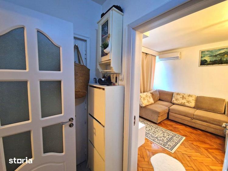 Apartament cu 2 camere semidecomandat, mobilat în Pajura