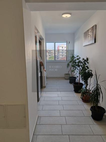Apartament cu 2 camere decomandat, mobilat în Metalurgiei