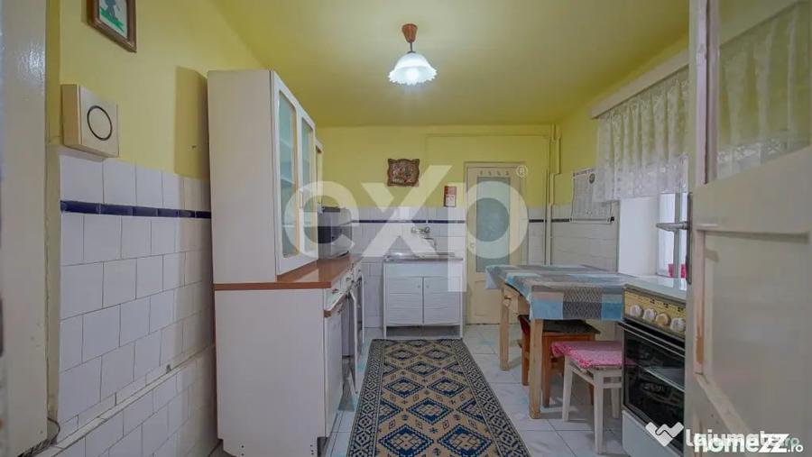 Casă cu 5 camere cu Teren 355 Mp în Schei