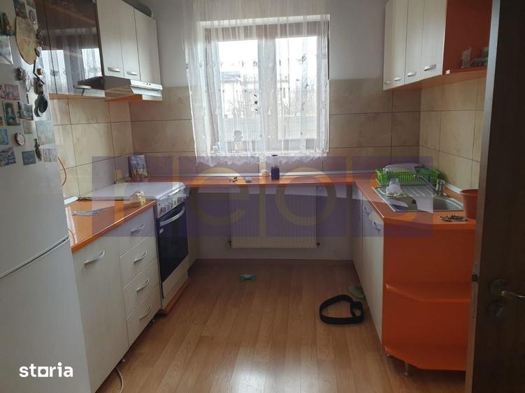 Casă cu 5 camere cu Teren 287 Mp în Sălăjan
