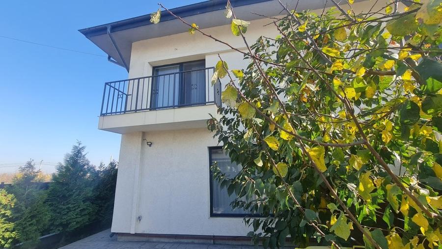 Duplex cu 4 camere cu Canalizare în Odăi