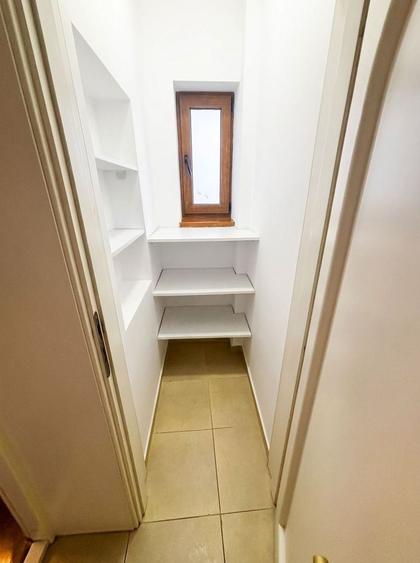 Apartament cu 4 camere decomandat în Primăverii
