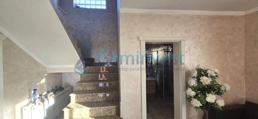 Casă individuală cu 5 camere cu Canalizare în Beiuș