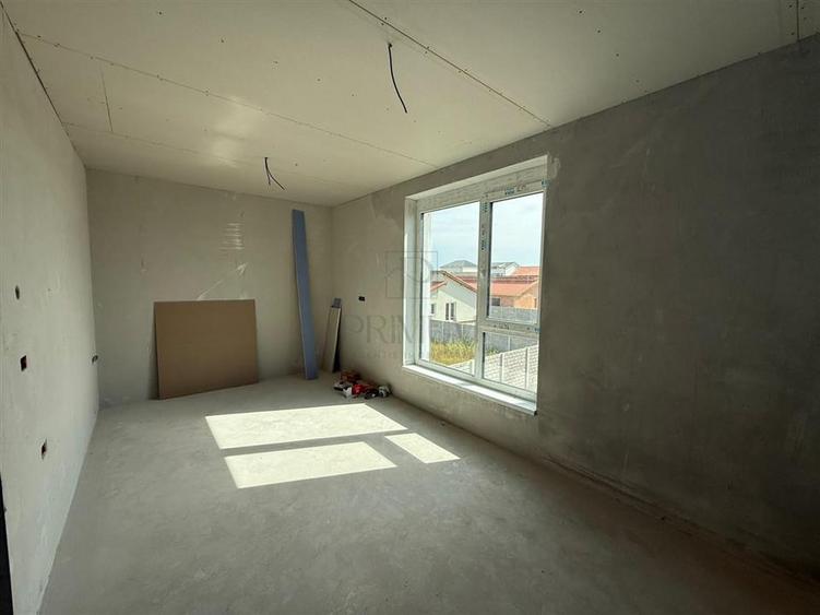 Duplex cu 4 camere cu Teren 300 Mp în Moșnița Nouă