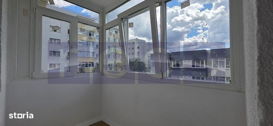 Apartament cu 3 camere decomandat în Dristor