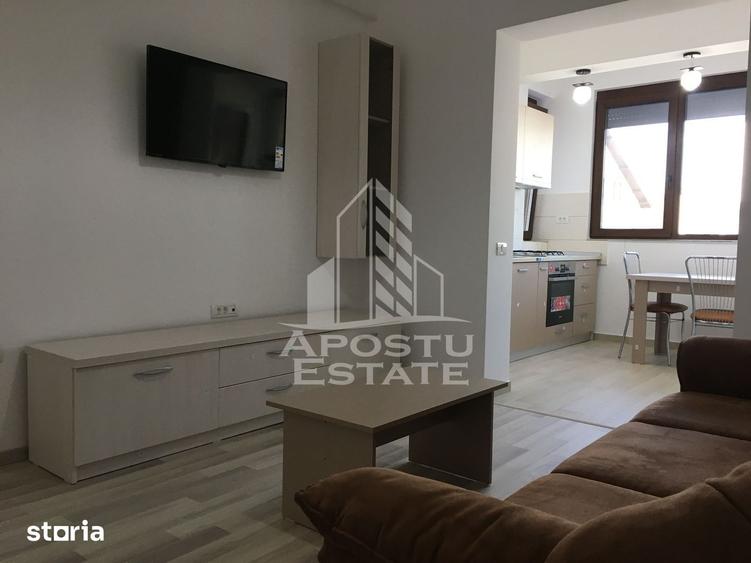Apartament cu 3 camere în Dumbrăvița