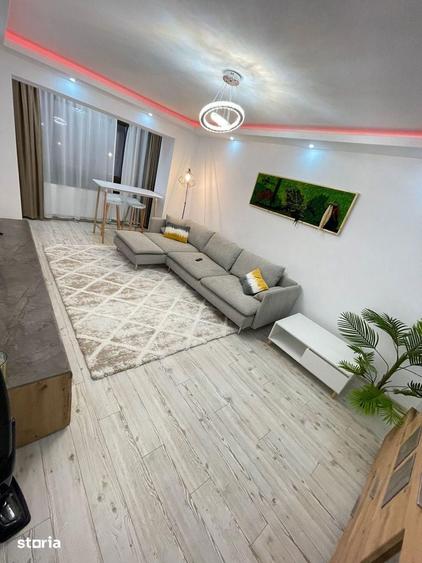 Campina - ultracentral - ap. 3 cam mobilat Lux - 99500 Euro - 10