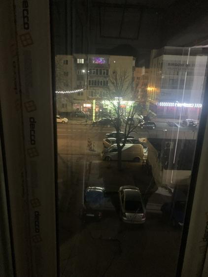 Apartament cu 2 camere decomandat în 1 Mai