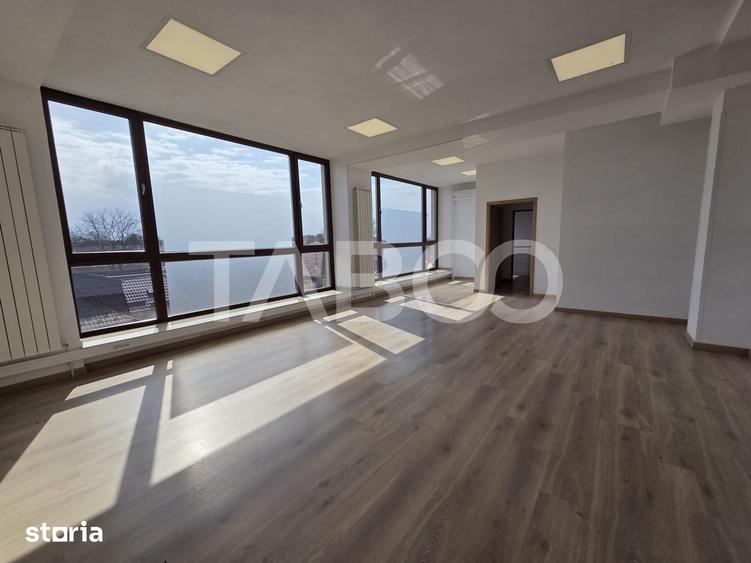 Spațiu comercial, de 645 mp, în Central
