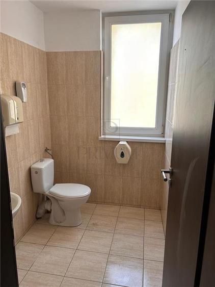 Spațiu comercial, de 144 mp, în Soarelui