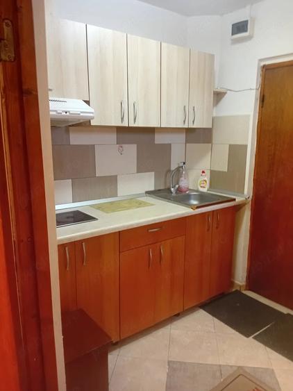 Inchiriez garsoniera parter zona Ampoi 1 - 2